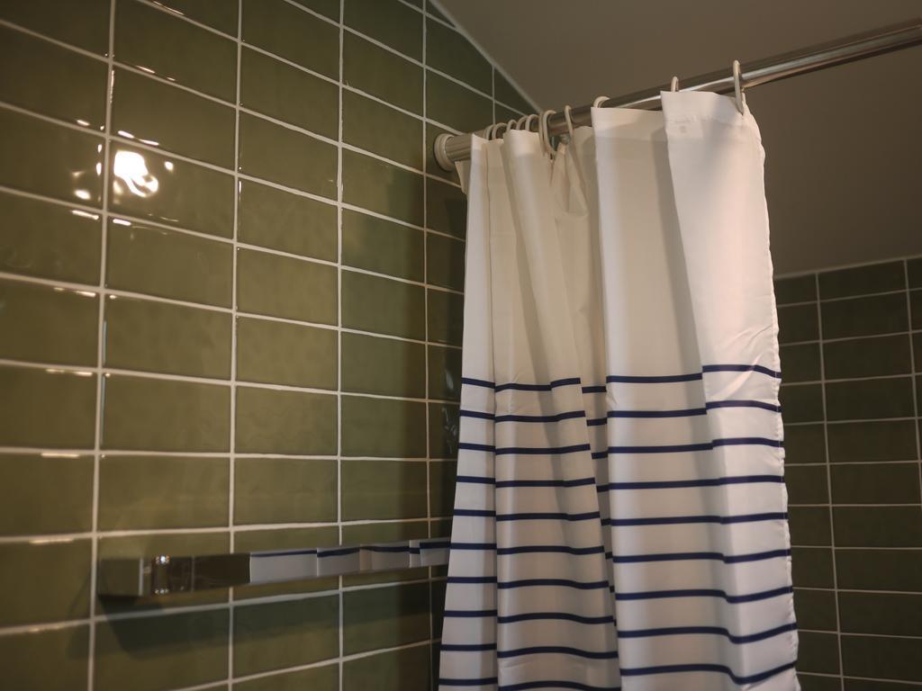 Eridu Cafe N Beds Hotel Seogwipo Quarto foto